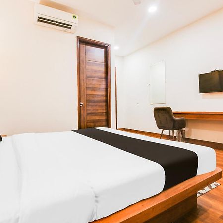 Super Townhouse Grand Fortune Amritsar Exterior photo