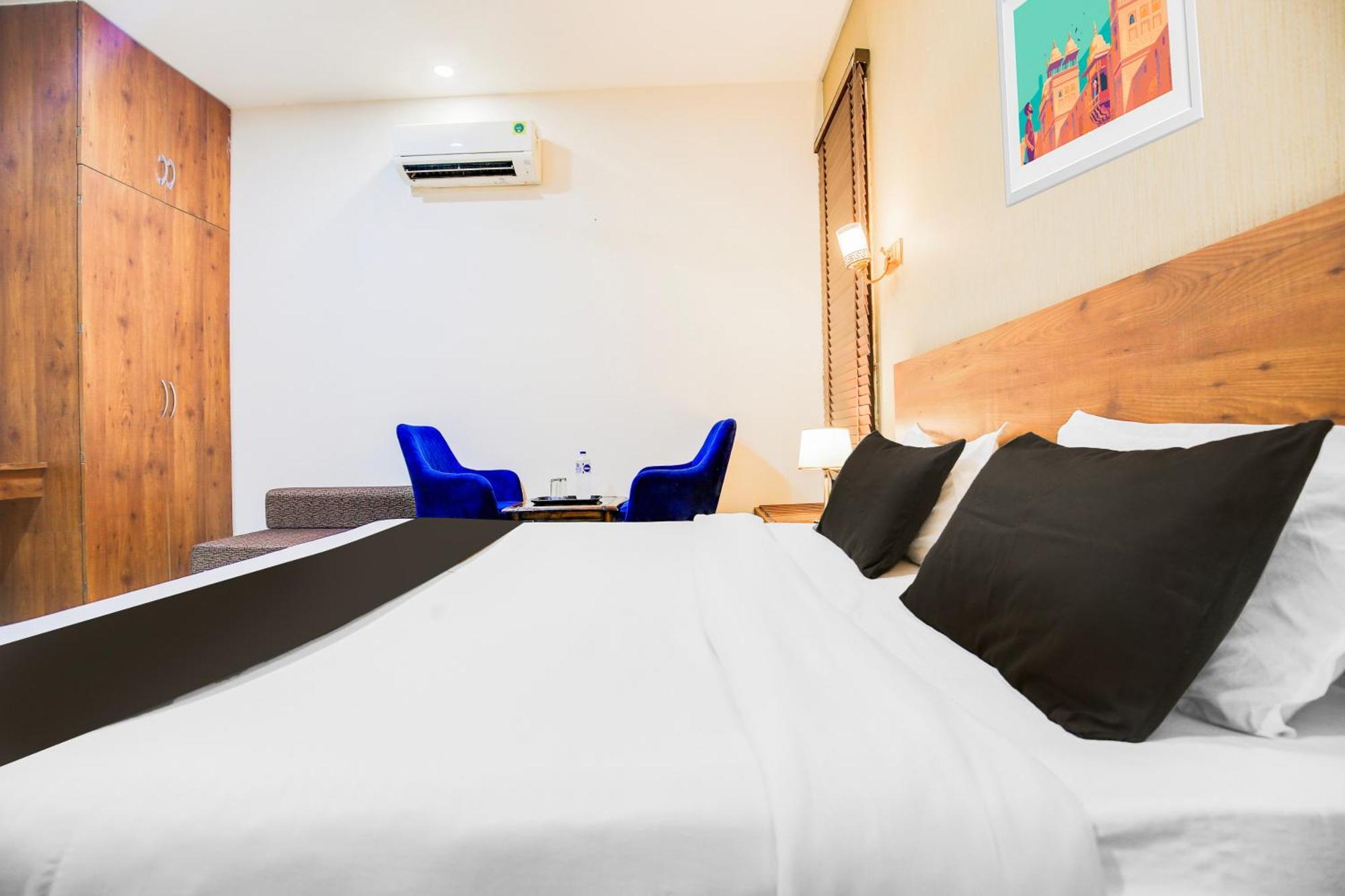 Super Townhouse Grand Fortune Amritsar Exterior photo